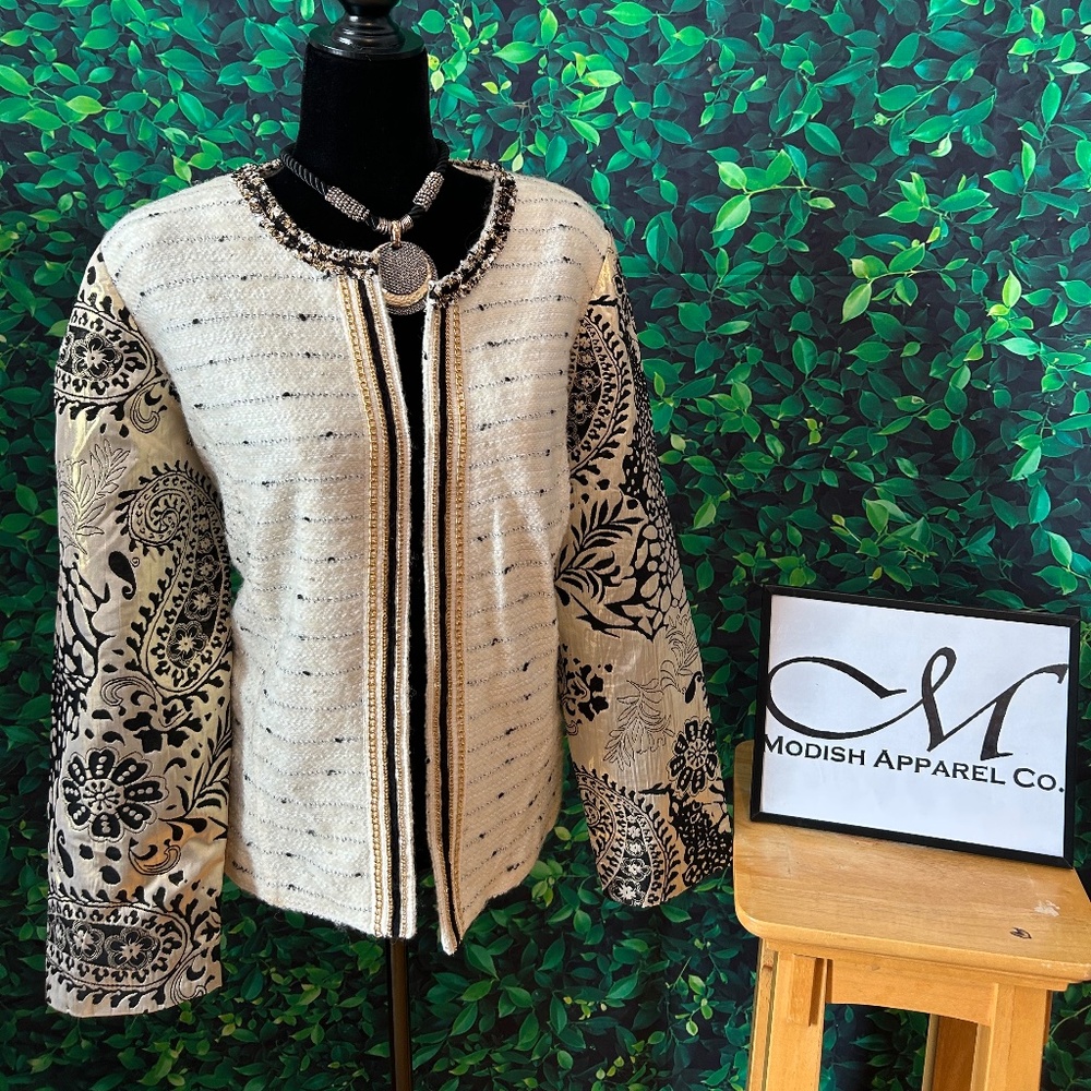 Chico's Cream & Black Blazer Size 3(XL)